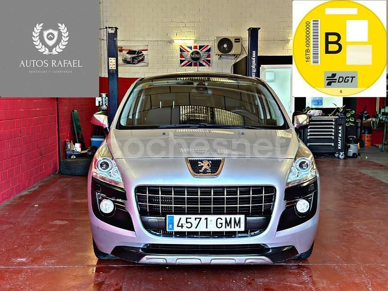 Gris / plata Usado 2009 Peugeot 3008 Sport Berlina | 3990 € (Precio justo) - Imagen 1/4