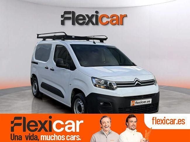 Usado Citroën Berlingo Live 102 CV (75 kW) 2021 Blanco Monovolumen