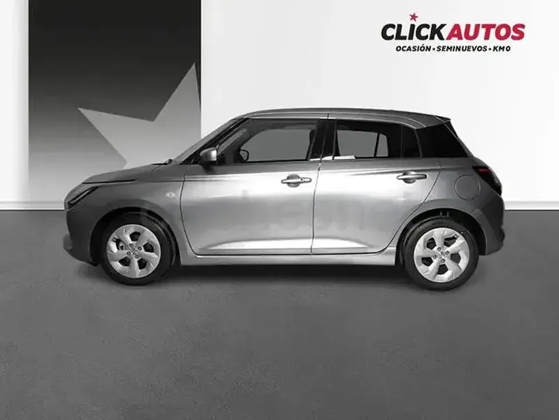 Usado Suzuki Swift 83 CV (61 kW) 2025 Gris / plata Utilitario