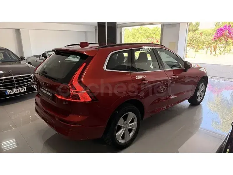 Usado Volvo XC60 Core 197 CV (144 kW) 2025 Rojo SUV