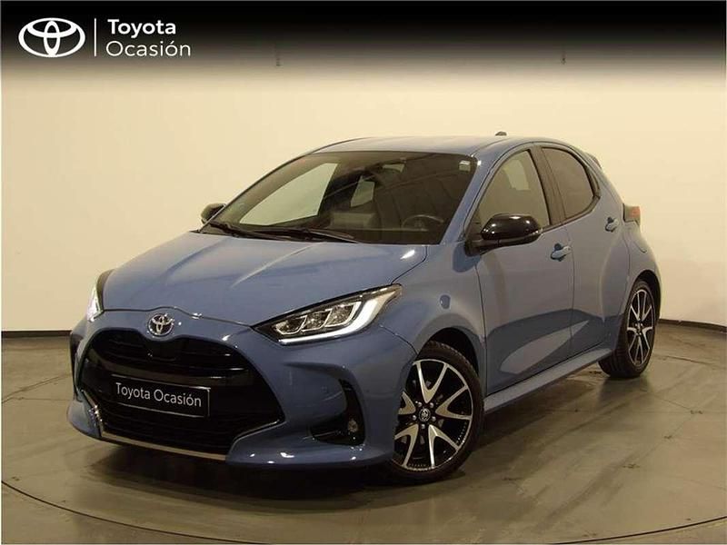 Usado Toyota Yaris Hybrid Style 116 CV (85 kW) 2021 Negro Utilitario