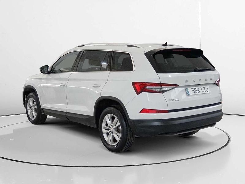 Usado Skoda Kodiaq Ambition 150 CV (110 kW) 2022 Blanco SUV