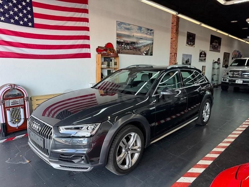 Usado Audi A4 Allroad 245 CV (180 kW) 2019 Gris / plata Familiar