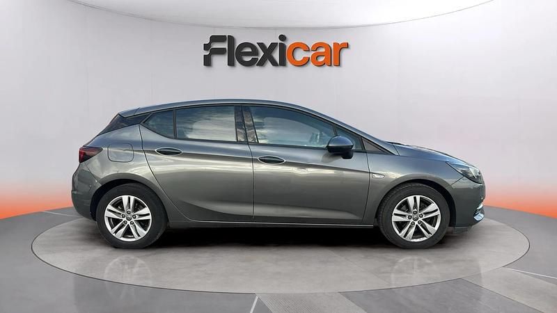 Usado Opel Astra GS Line 131 CV (96 kW) 2020 Gris Utilitario