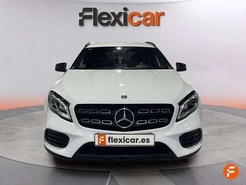 Usado Mercedes GLA220 177 CV (130 kW) 2019 Blanco SUV
