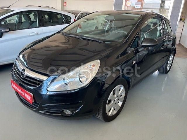 Negro Usado 2008 Opel Corsa Enjoy Berlina | 4500 € (Un poco caro) - Imagen 1/4