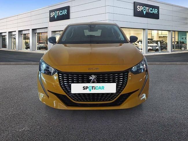 Usado Peugeot 208 Allure 100 CV (73 kW) 2023 Amarillo Utilitario