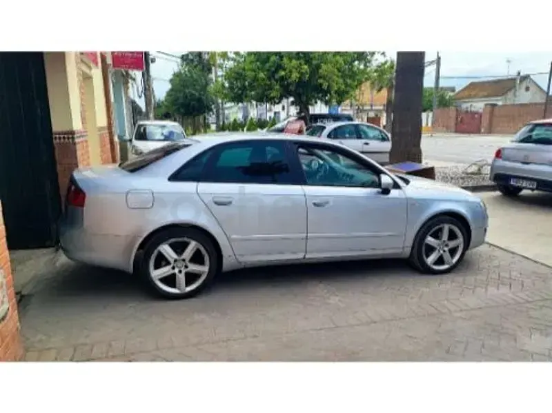 Usado Seat Exeo Style 143 CV (105 kW) 2010 Gris / plata Berlina