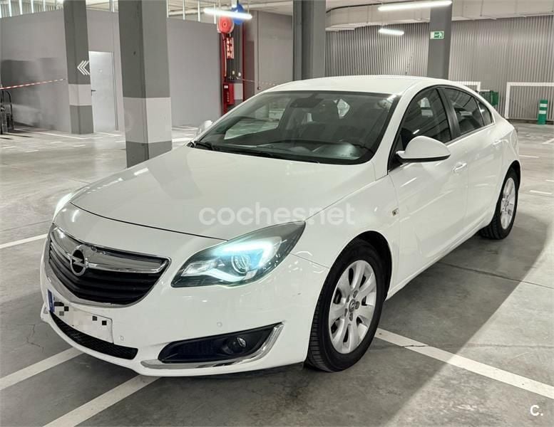 Blanco Usado 2016 Opel Insignia Selective Berlina | 5300 € (Super precio) - Imagen 1/3
