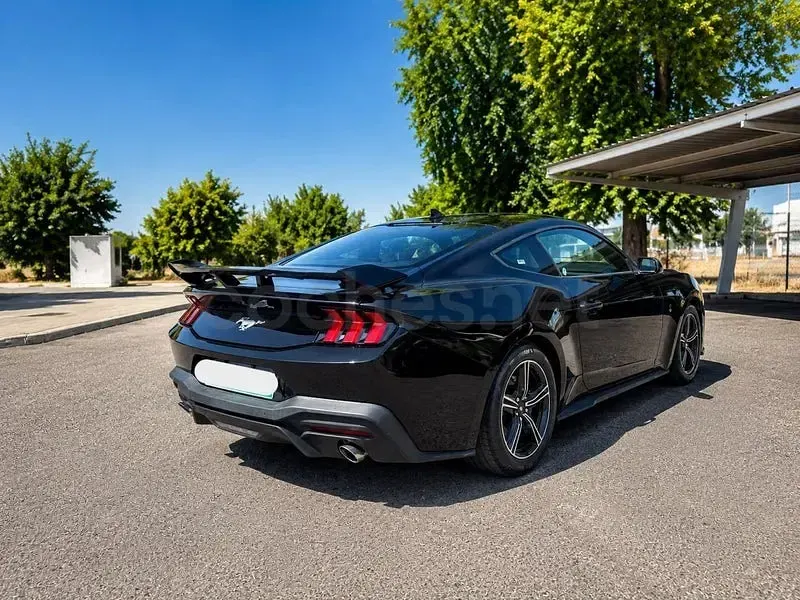 Usado Ford Mustang GT 450 CV (330 kW) 2024 Negro Coupe