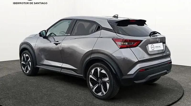 Usado Nissan Juke N-Connecta 143 CV (105 kW) 2025 Skline grey (metalizado) techo SUV