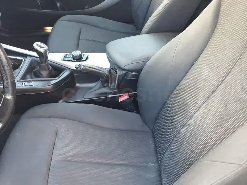Usado BMW 116 109 CV (80 kW) 2015 Negro Utilitario