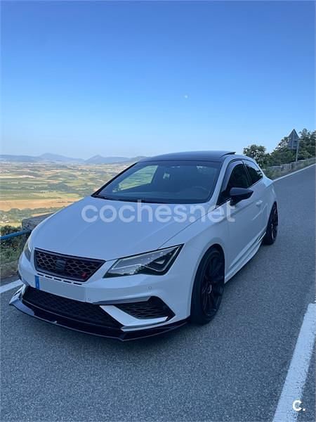 Blanco Usado 2017 Cupra Leon Berlina | 30.500 € - Imagen 1/2