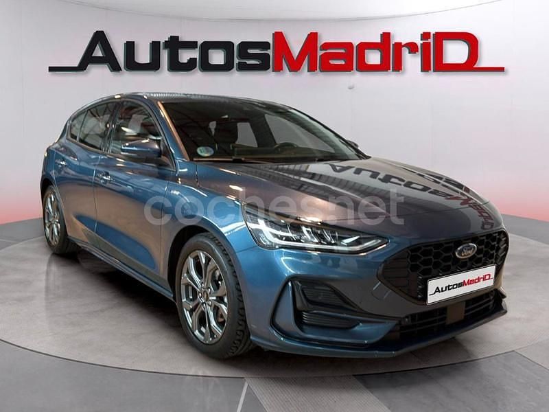 Azul Usado 2023 Ford Focus ST-Line Berlina | 20.990 € (Caro) - Imagen 1/4