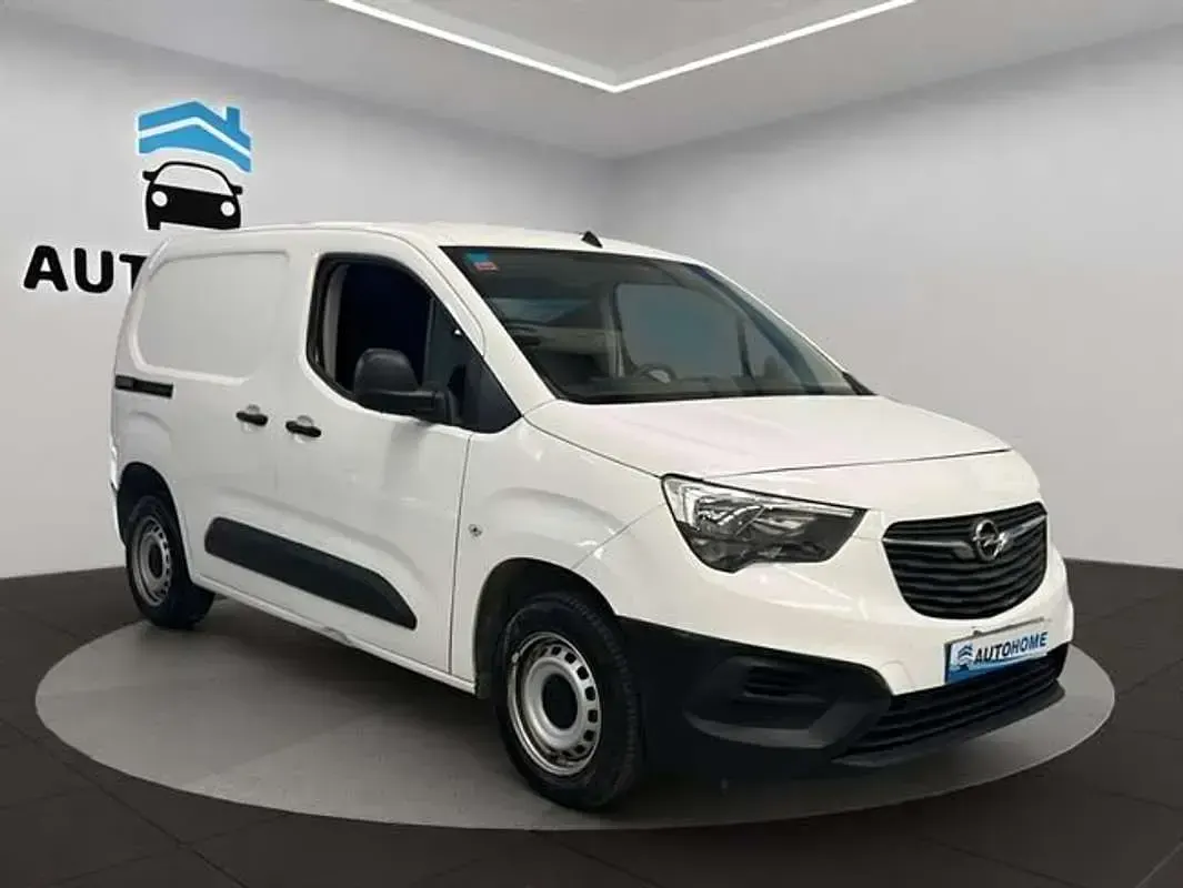 Usado Opel Combo 76 CV (55 kW) 2021 Blanco Monovolumen