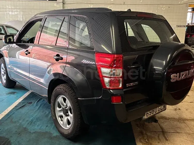 Usado Suzuki Grand Vitara 129 CV (94 kW) 2009 Negro SUV
