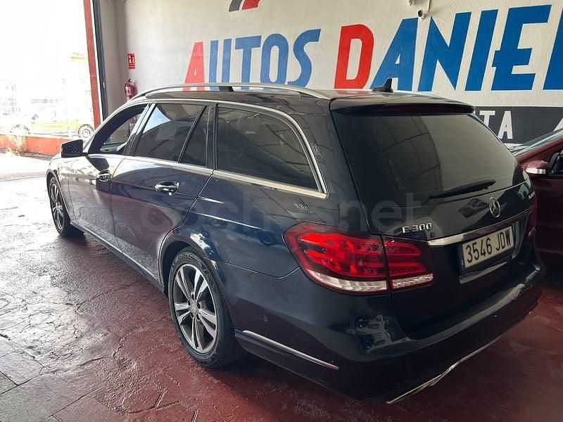 Usado Mercedes E300 Avantgarde 231 CV (169 kW) 2016 Azul Familiar