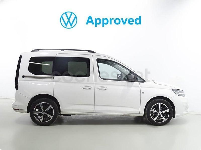 Usado VW Caddy 122 CV (89 kW) 2024 Blanco Monovolumen
