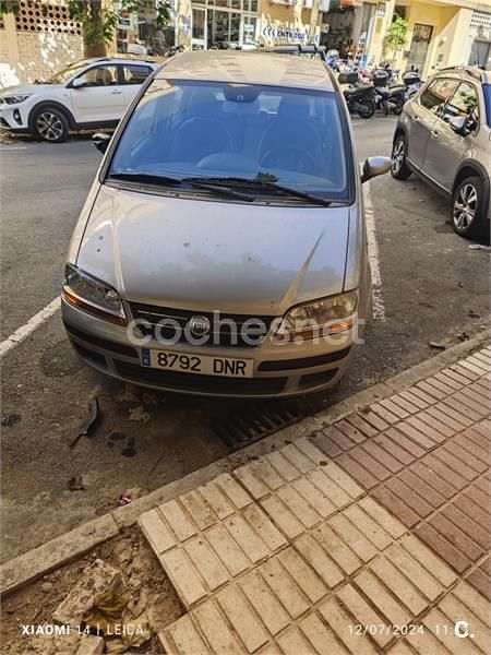 Usado Fiat Idea Active 77 CV (56 kW) 2005 Gris / plata Monovolumen