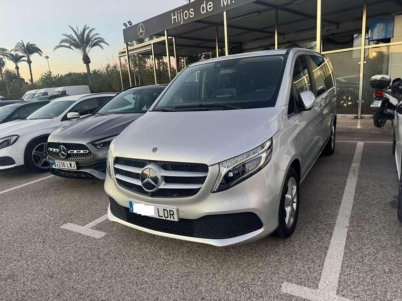 Usado Mercedes V250 Avantgarde 190 CV (139 kW) 2020 Plateado Monovolumen
