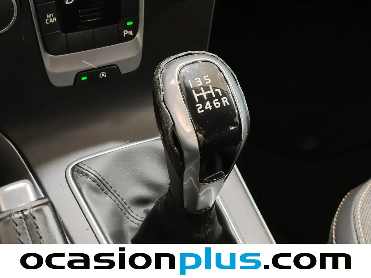 Usado Volvo V40 CC Plus 120 CV (88 kW) 2019 Familiar