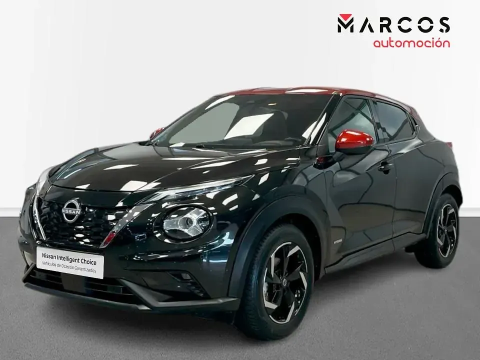 Usado Nissan Juke N-Connecta 143 CV (105 kW) 2023 Midnight black fuji sunset SUV
