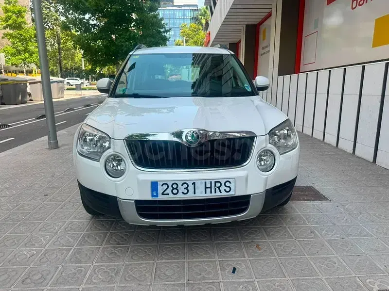 Usado Skoda Yeti Ambition 105 CV (77 kW) 2013 Blanco SUV
