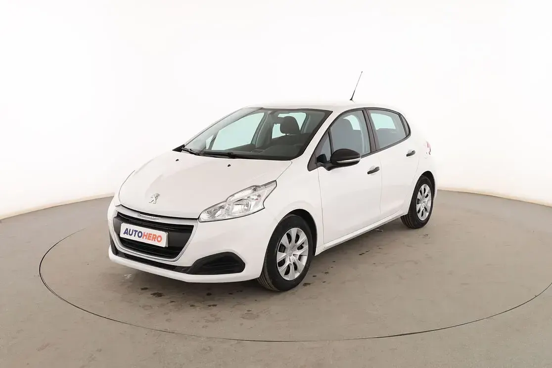 Usado Peugeot 208 Style 82 CV (60 kW) 2016 Utilitario