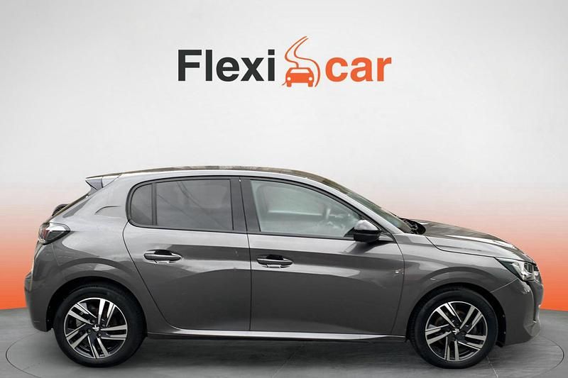 Usado Peugeot 208 Allure 101 CV (74 kW) 2023 Gris Utilitario