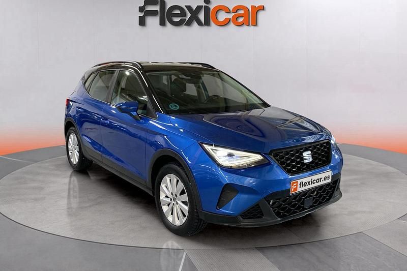 Usado Seat Arona Style 110 CV (80 kW) 2023 Azul SUV