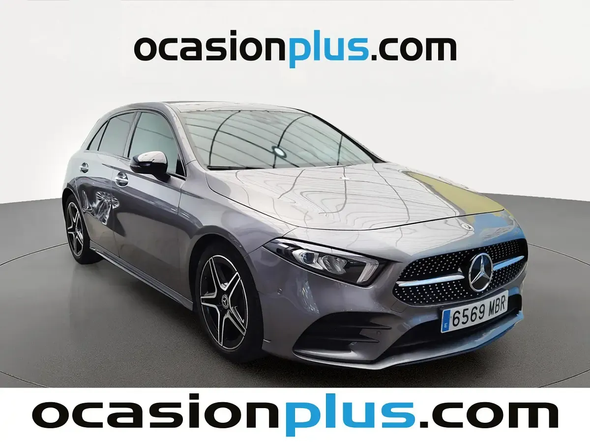 Usado Mercedes A150 150 CV (110 kW) 2022 Gris Utilitario
