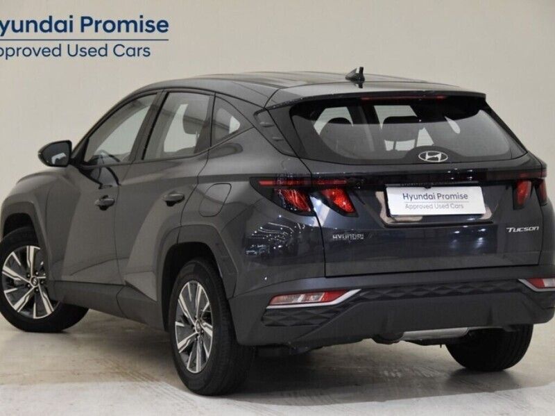 Usado Hyundai Tucson 116 CV (85 kW) 2022 Gris SUV