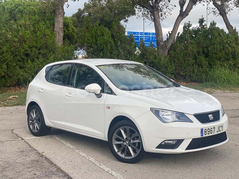 Blanco Usado 2015 Seat Ibiza I-Tech Berlina | 10.900 € (Caro) - Imagen 1/4