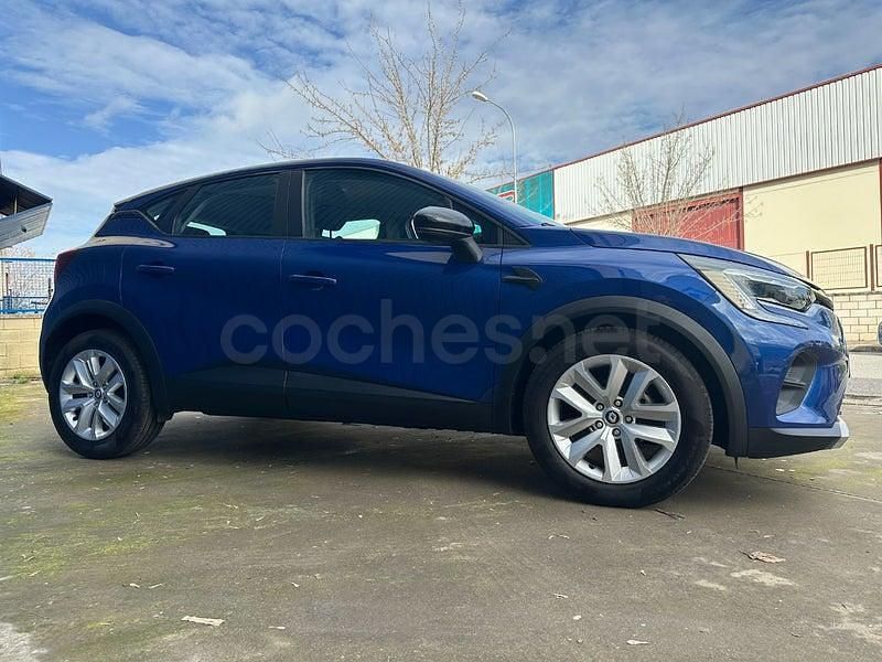 Usado Renault Captur Intens 91 HP (66 kW) 2022 Azul SUV