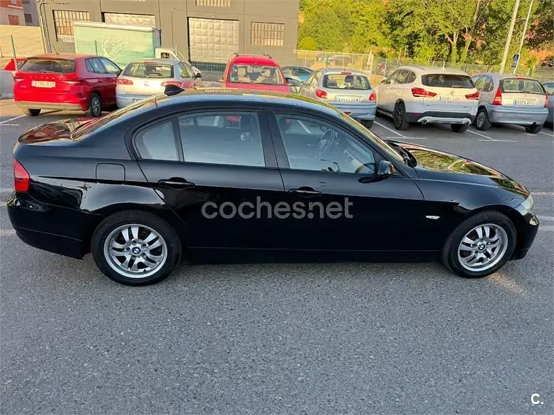 Usado BMW 320 150 CV (110 kW) 2006 Negro Berlina