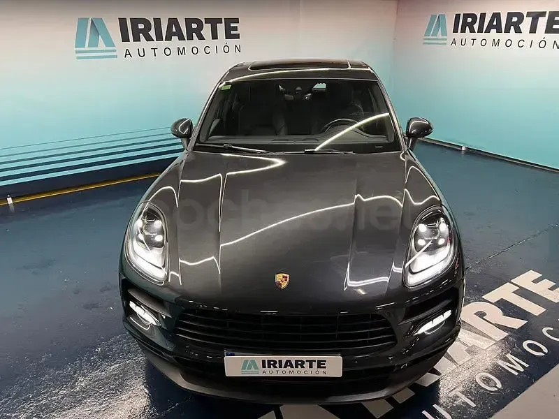 Usado Porsche Macan 265 CV (194 kW) 2021 Gris / plata SUV