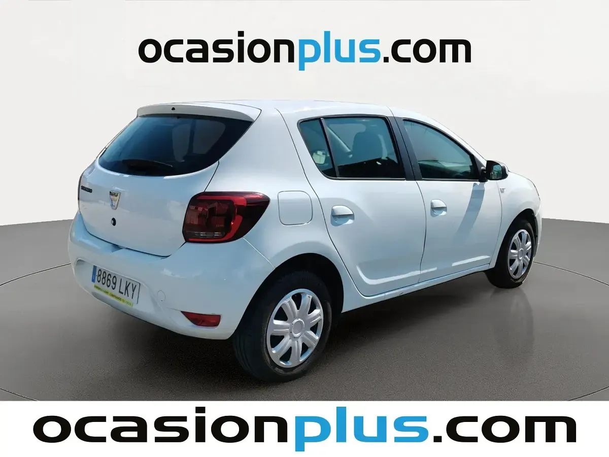 Usado Dacia Sandero Comfort 95 CV (69 kW) 2020 Blanco Utilitario
