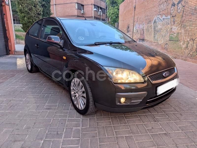 Negro Usado 2006 Ford Focus Sport Berlina | 2800 € (Buen precio) - Imagen 1/4