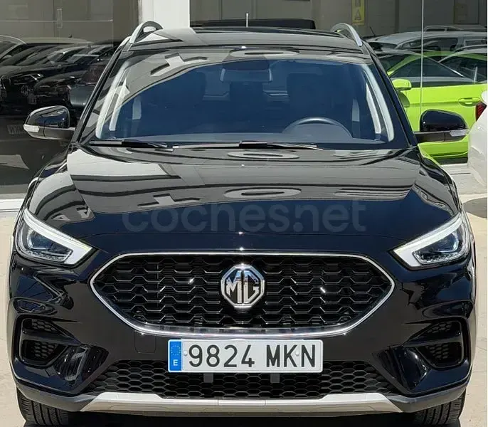 Usado MG ZS Luxury 106 CV (77 kW) 2023 Negro SUV