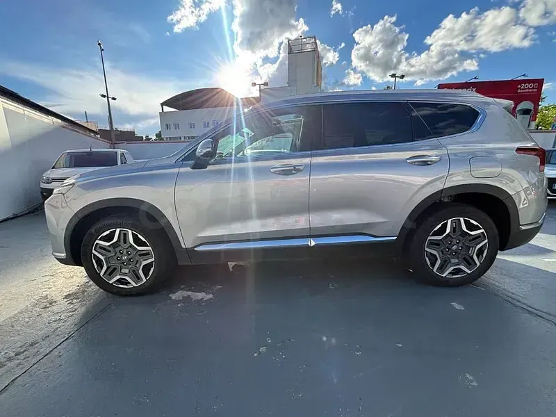 Usado Hyundai Santa Fe 230 HP (169 kW) 2021 Cinzento SUV