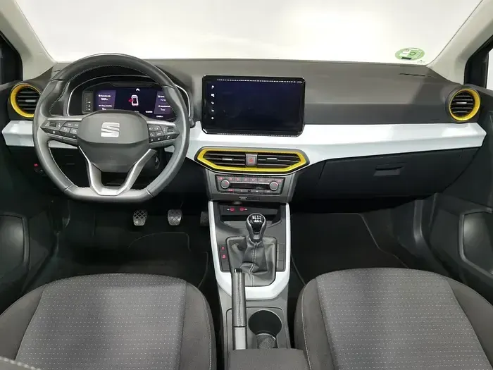 Usado Seat Arona Style 115 CV (84 kW) 2025 Gris SUV