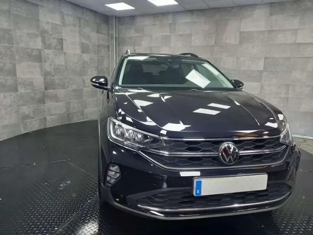 Usado VW Taigo R-line 110 CV (80 kW) 2022 Negro SUV
