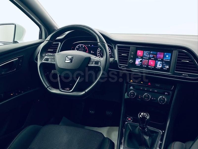 Usado Seat Leon FR 150 CV (110 kW) 2020 Blanco Berlina