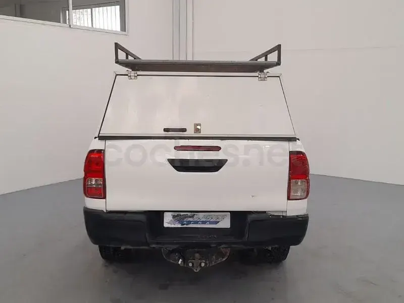 Usado Toyota HiLux 150 CV (110 kW) 2020 Blanco Pickup/Camioneta