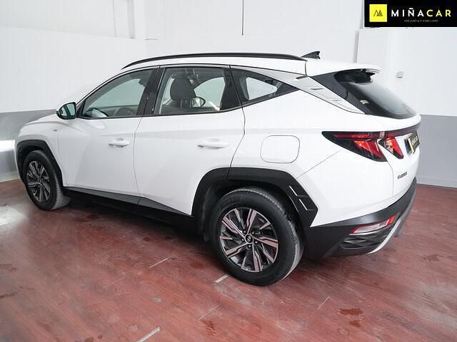 Usado Hyundai Tucson Style 136 CV (100 kW) 2022 Blanco SUV