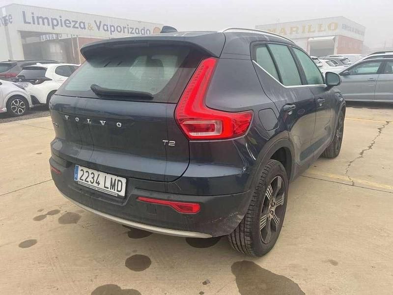 Usado Volvo XC40 Inscription 129 CV (94 kW) 2021 Azul SUV