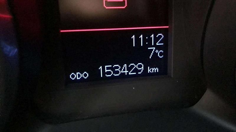 Usado Toyota Avensis Advance 112 CV (82 kW) 2016 Blanco Berlina