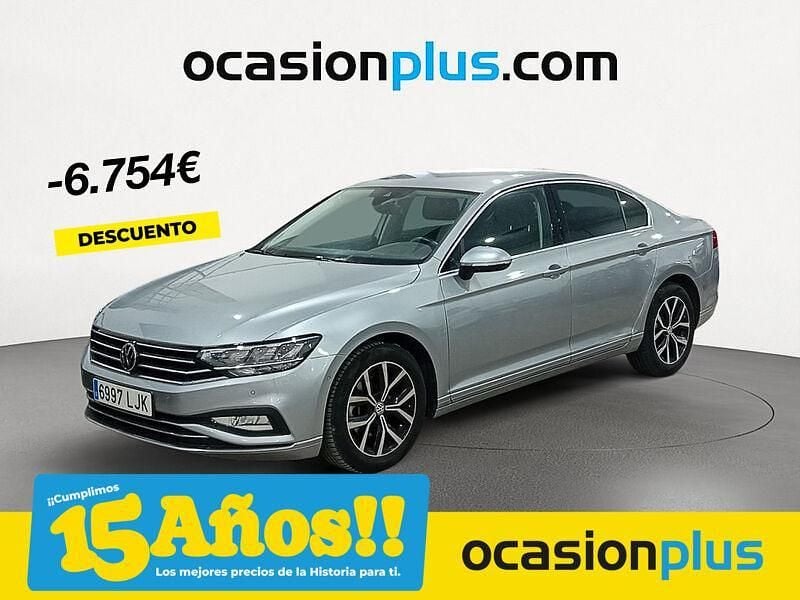 Gris / plata Usado 2020 VW Passat Executive Berlina | 23.890 € (Precio justo) - Imagen 1/4