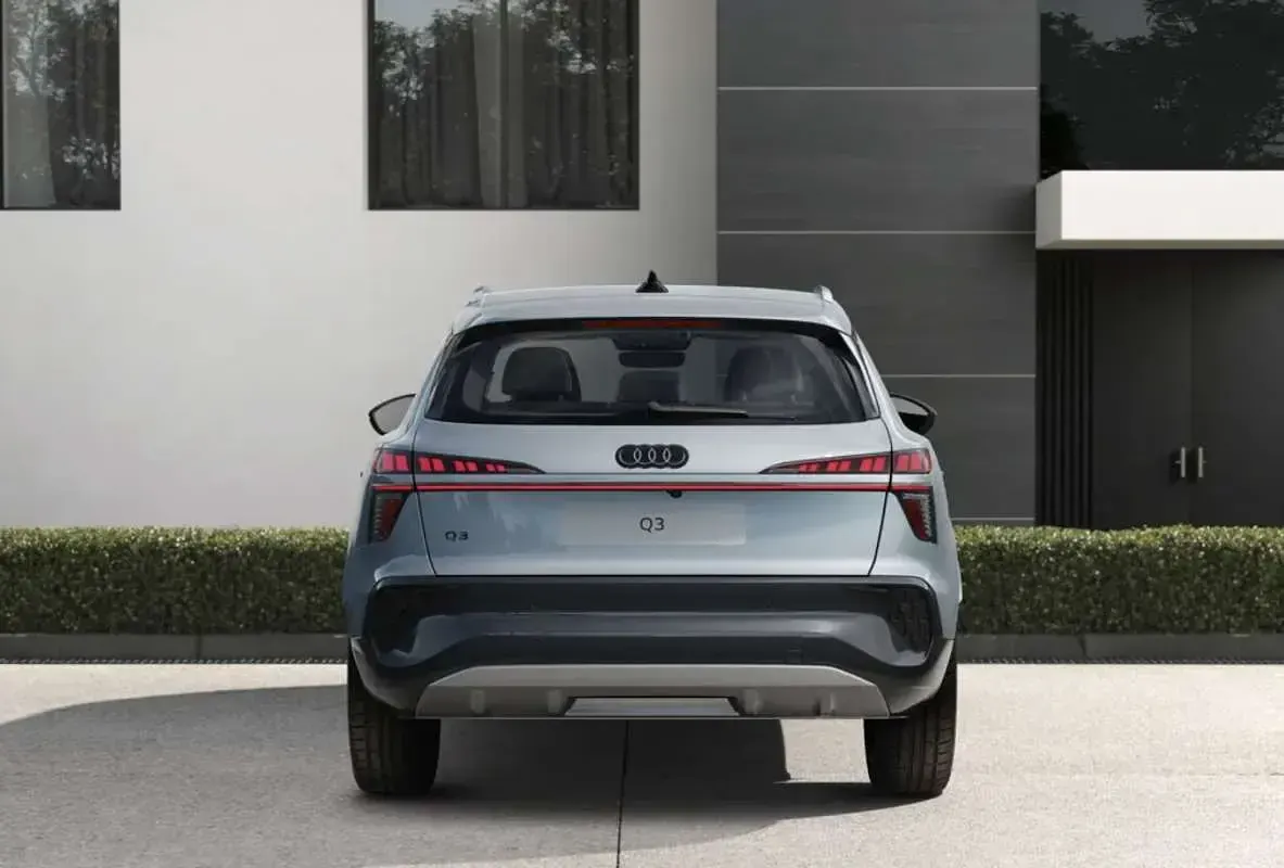 Nuevo Audi Q3 Advanced 272 CV (200 kW) 2026 Gris SUV
