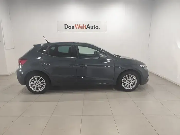 Usado Seat Ibiza 115 CV (84 kW) 2025 Azul Utilitario